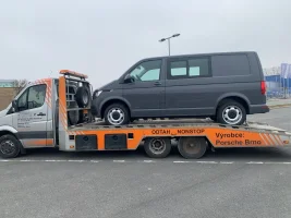 Van.webp Van.webp