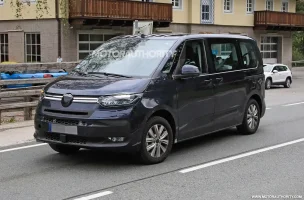 2021-volkswagen-transporter-t7-spy-shots--photo-credit-s-baldauf-sb-medien_100762977_h.webp