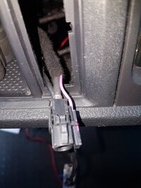 usb port t6.jpg usb port t6.jpg