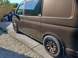 van1.webp