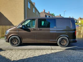 van2.webp