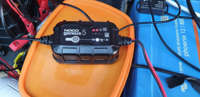 Charging a leisure battery with a Victron and a Noco