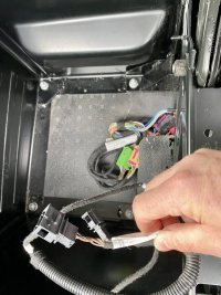 Passenger-seat-heating-connectors.jpg