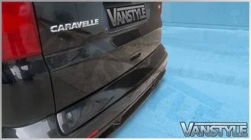 VA5700_vw_t6_rear_tailgate_filler_grp_600_j_a.webp