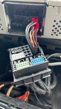 VW Stereo Connector.JPG