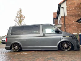 Van Low.webp
