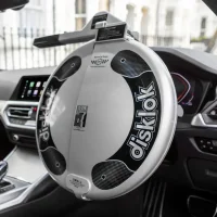 Disklok-In-Car.webp