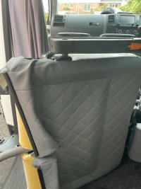 seat_ar_2.jpg