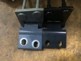 hinges.jpg hinges.jpg