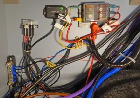 12V.webp