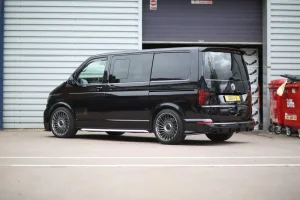 volkswagen_transporter_vossen_s17-13t_01.jpeg volkswagen_transporter_vossen_s17-13t_01.jpeg