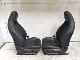 Front Seats2.webp