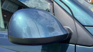 Red wing mirror 1.jpg Red wing mirror 1.jpg