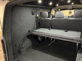 Interior.jpg