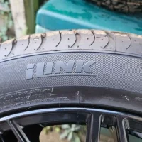 velare tyre 1.jpeg velare tyre 1.jpeg