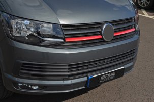 2pcRedLowerGrilleAccentstofitT6TransporterListingPic2__74829.jpg