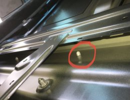 door_rail_trim_clips.JPG