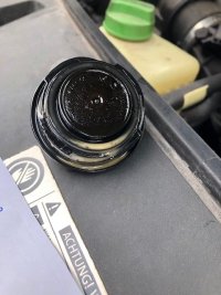 oil filler cap.jpg