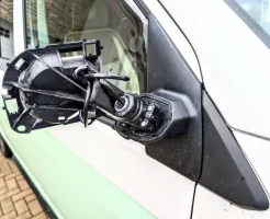 Driver Mirror Smashed 2.jpg Driver Mirror Smashed 2.jpg