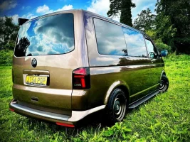 Van7.webp
