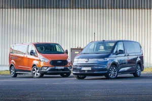 Ford-Tourneo-Custom-vs VW T7.webp Ford-Tourneo-Custom-vs VW T7.webp