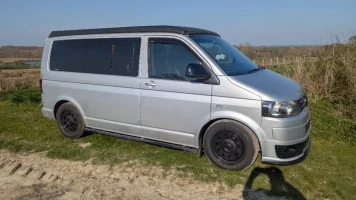 Camper with finished wheels.webp Camper with finished wheels.webp