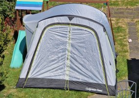 Tent-002.jpg Tent-002.jpg