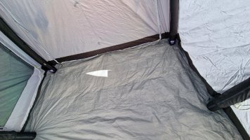 Tent-008.jpg Tent-008.jpg