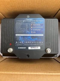 battery top.jpg battery top.jpg