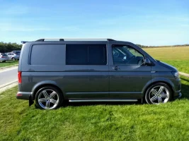van2.webp