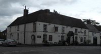 P1040089-Red-Lion-Arlingham-ed-lr.jpg