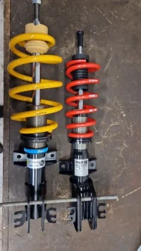 Solow  H&R  comparison.jpg