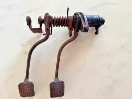 pedal cluster.webp