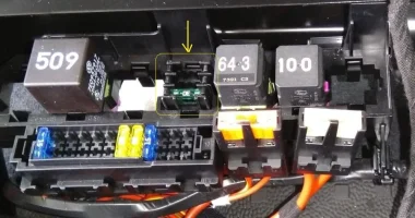 Fuse_socket_edited.webp Fuse_socket_edited.webp