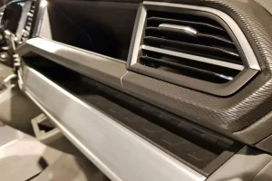vw-transporter-2019-16.webp