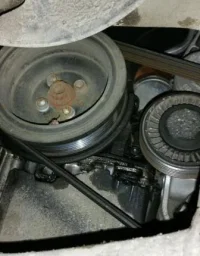 T6_Cam_shaft_oil_leak_a.webp