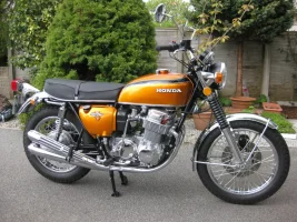 HONDA CB750K2 FAX 002.webp