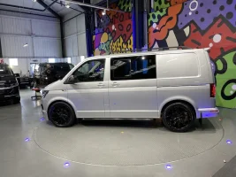 van - 4.jpeg van - 4.jpeg