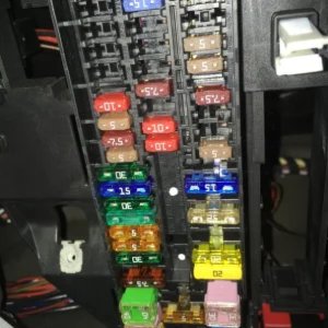 T6 Fuse box