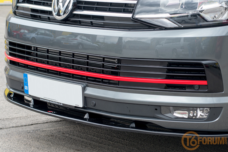 VW T6 LOWER BUMPER GLOSS BLACK GRILL WITH COLOUR ACCENT